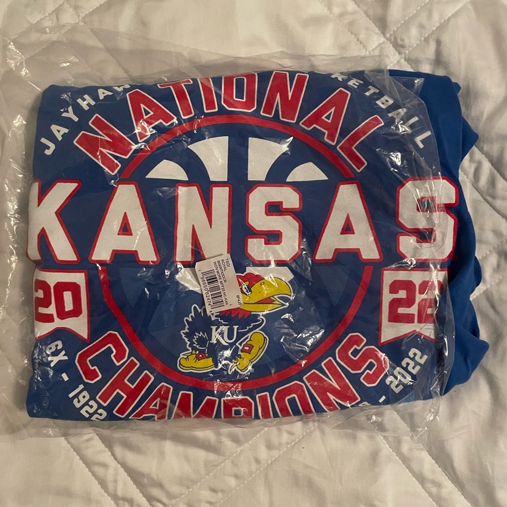 Jawhawks championship tee shirt mens large new